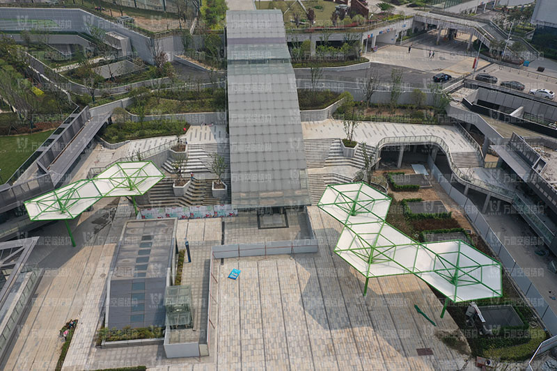 張拉膜結(jié)構價格怎么計算？客戶如何定位張拉膜結(jié)構施工價格？