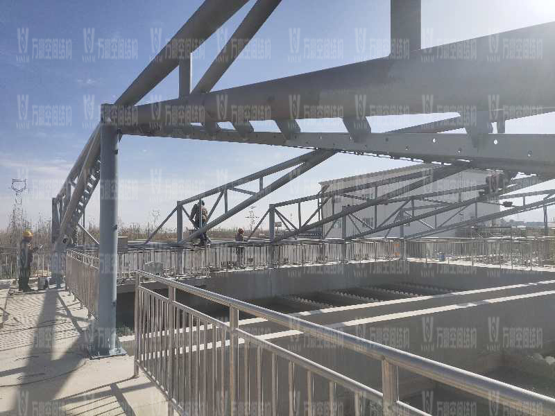 格爾木工業園污水池異型鋼結構項目 格爾木工業園污水池異型鋼結構項目