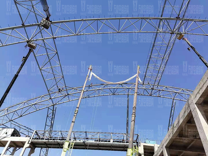 內(nèi)蒙能源長城五礦選煤廠鋼骨架膜棚建設(shè)項目進(jìn)入膜結(jié)構(gòu)安裝階段