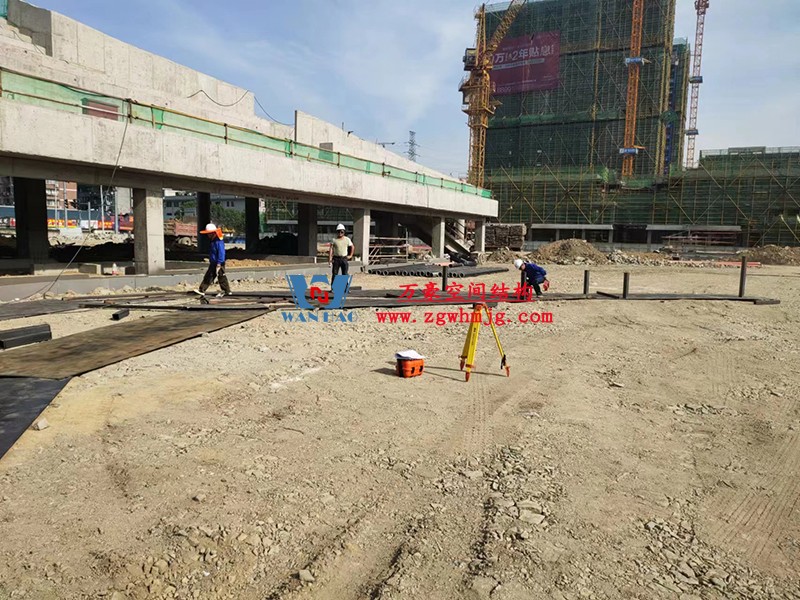 龍泉市體育場鋼膜結構工程開始施工