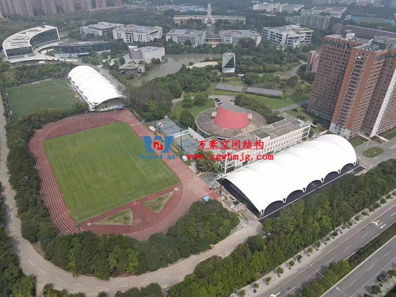 寧波諾丁漢大學(xué)室外運(yùn)動(dòng)場地改擴(kuò)建項(xiàng)目膜結(jié)構(gòu)工程完工