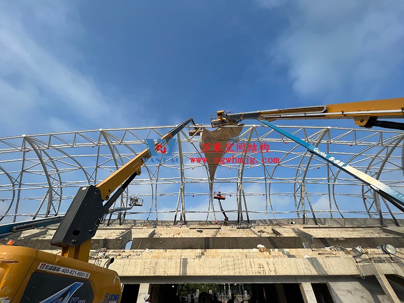 龍泉市體育場鋼膜結構工程完工