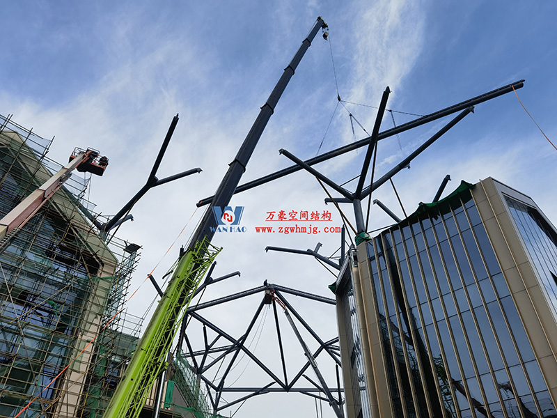 合肥文一塘溪津門天幕鋼結構及ETFE氣枕膜工程完工