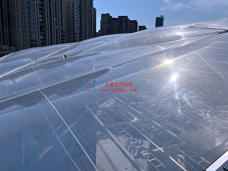 合肥文一塘溪津門天幕鋼結構及ETFE氣枕膜工程完工