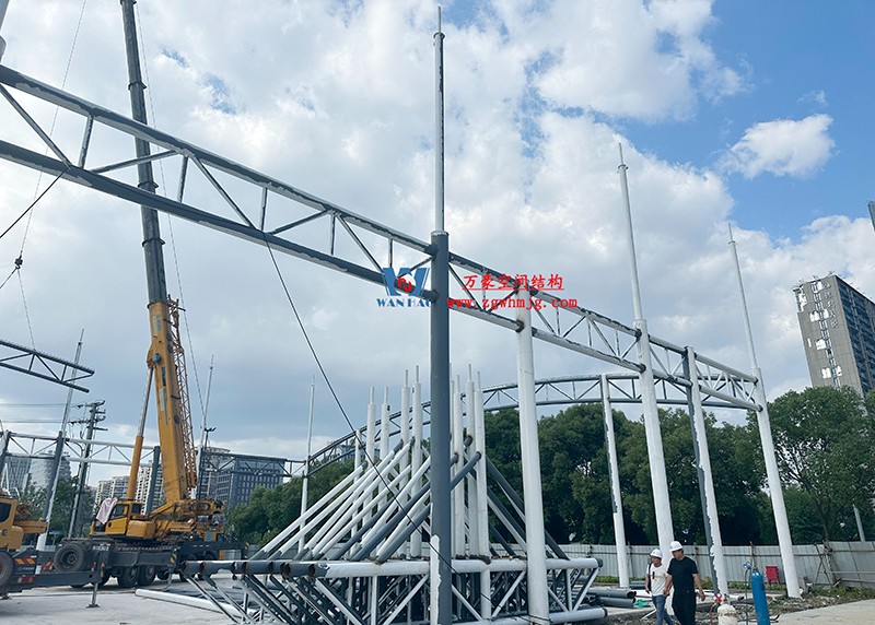 溫州惠民路西側綠地球場鋼膜結構工程完工