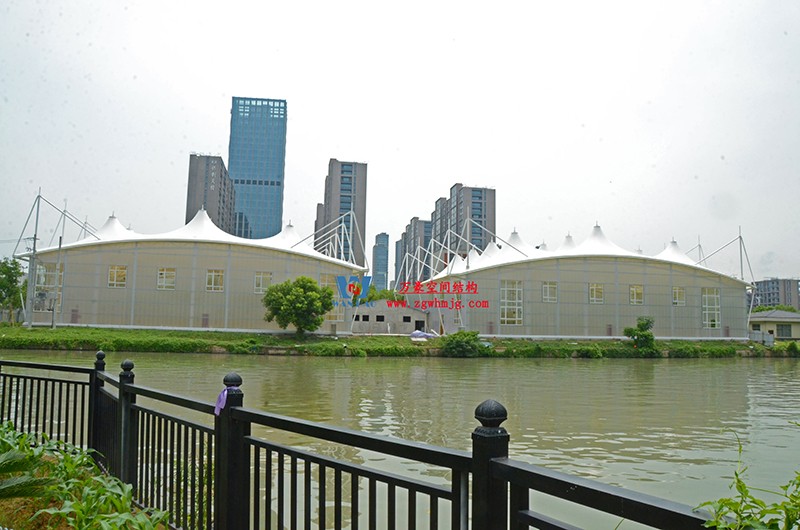 溫州惠民路西側綠地球場鋼膜結構工程