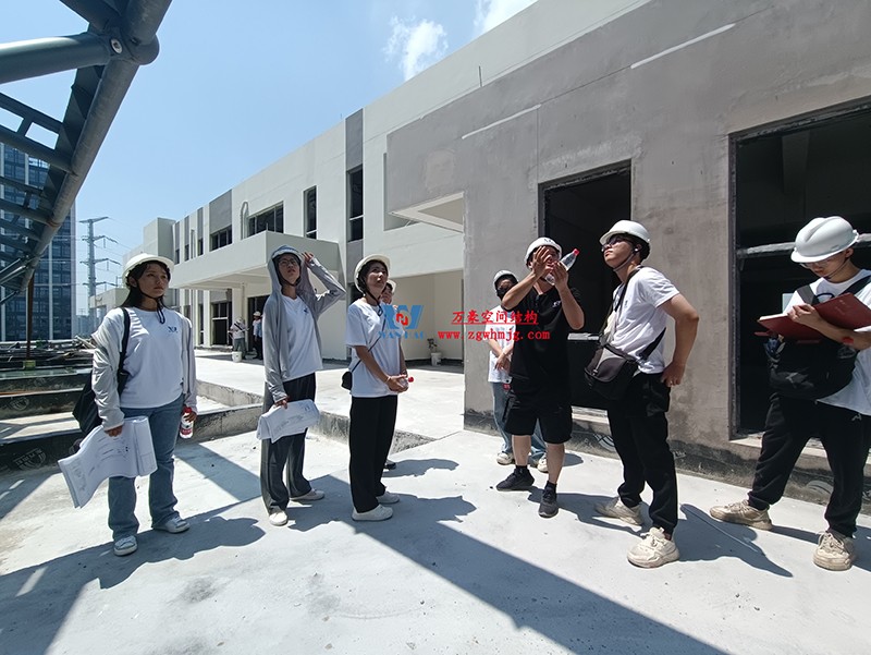 嘉興長安里ETFE氣枕鋼膜結(jié)構(gòu)頂棚工程現(xiàn)場學習觀摩會 嘉興長安里ETFE氣枕鋼膜結(jié)構(gòu)頂棚工程現(xiàn)場學習觀摩會