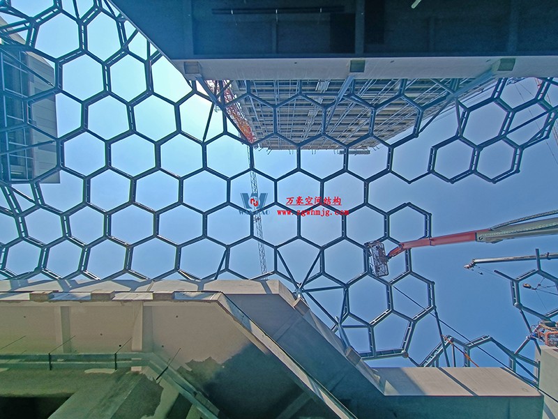 嘉興長安里ETFE氣枕鋼膜結(jié)構(gòu)頂棚工程現(xiàn)場學習觀摩會 嘉興長安里ETFE氣枕鋼膜結(jié)構(gòu)頂棚工程現(xiàn)場學習觀摩會