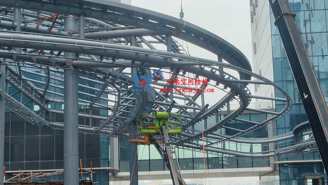 博多森谷項目中庭鋼膜結構工程 博多森谷項目中庭鋼膜結構工程