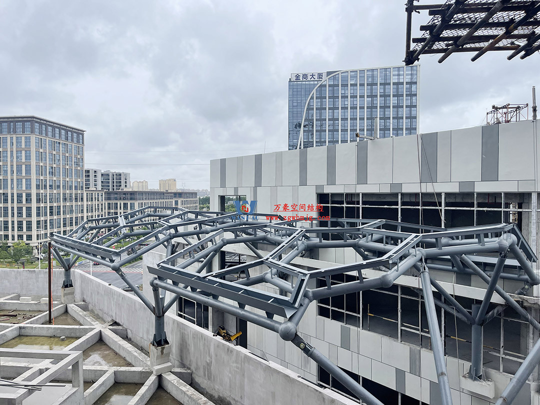 已完工,這個(gè)ETFE氣枕商業(yè)天幕閃亮登場(chǎng)! 已完工,這個(gè)ETFE氣枕商業(yè)天幕閃亮登場(chǎng)!