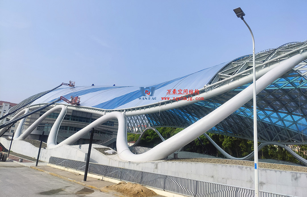 上海工程技術大學松江校區風雨操場ETFE膜結構項目 上海工程技術大學松江校區風雨操場ETFE膜結構項目