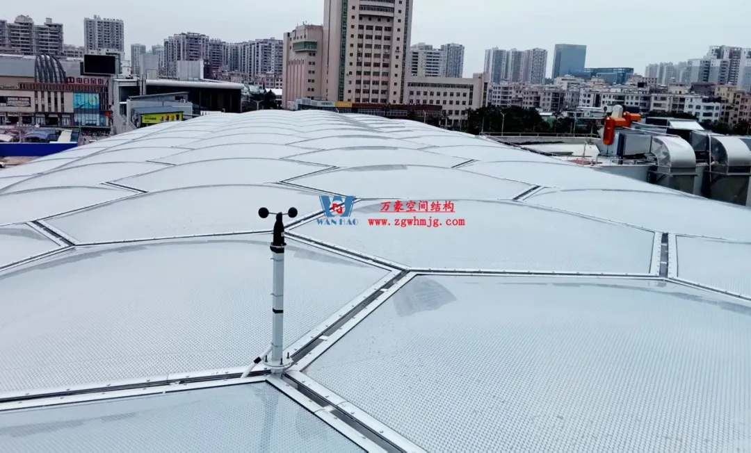 廣州茂名總匯天街商業(yè)街ETFE膜結(jié)構(gòu)工程