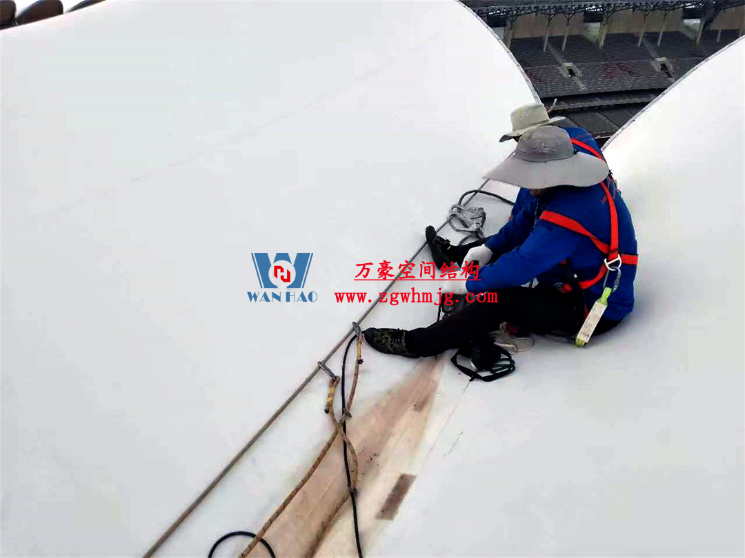 非洲杯肯尼亞體育場(chǎng)PTFE鋼膜結(jié)構(gòu)屋面工程