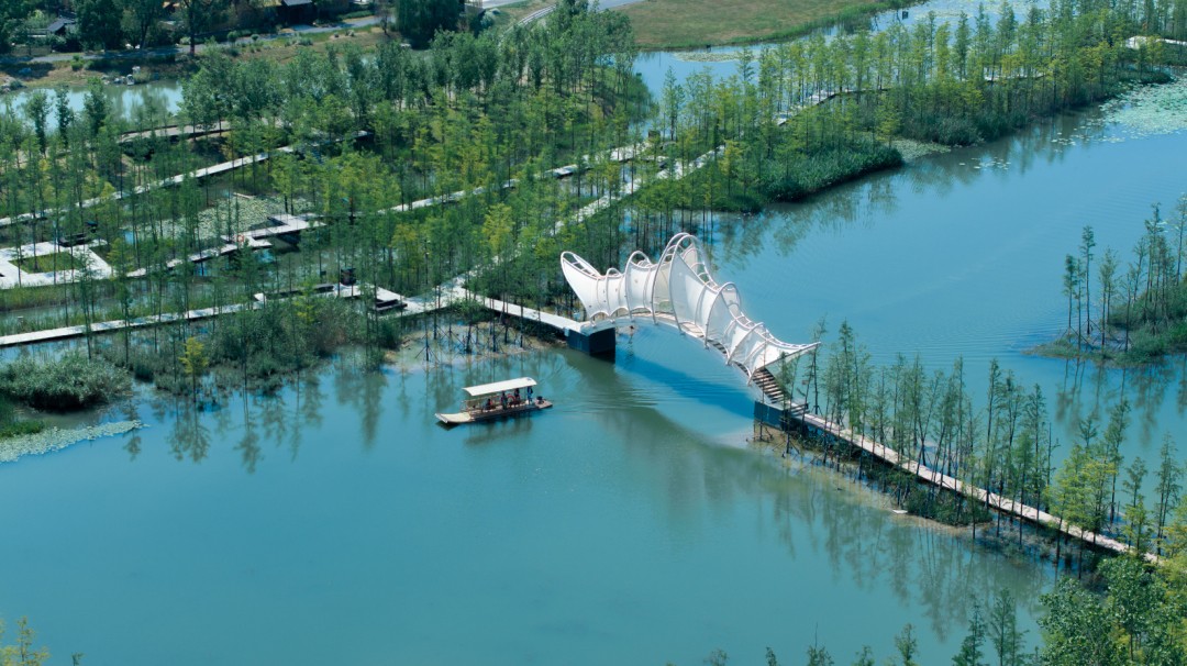 這家設計界“夢工廠”把童話搬入現實