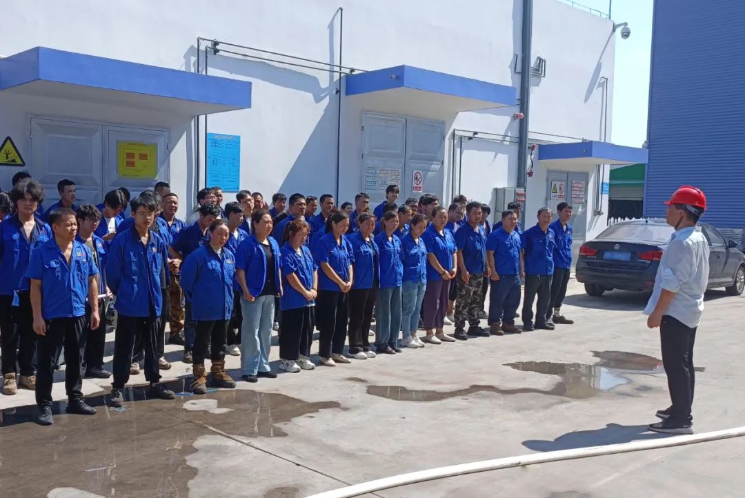 工廠消防演練:筑牢安全防線,守護(hù)生命財(cái)產(chǎn) 工廠消防演練:筑牢安全防線,守護(hù)生命財(cái)產(chǎn)