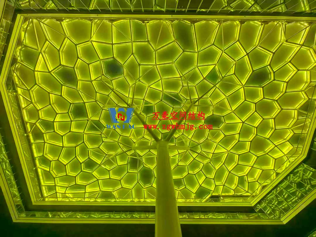 安吉縣昌碩小區(qū)地塊房產(chǎn)開發(fā)項目鋼結構天幕工程