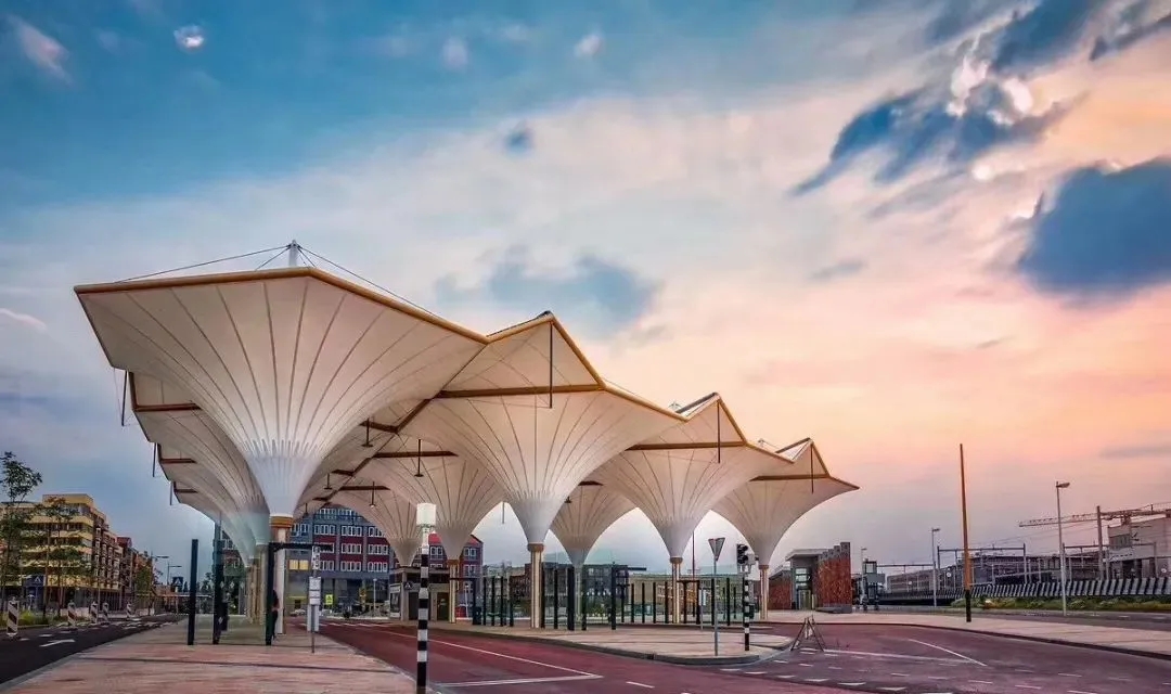 “棚”和“篷”，怎么區分？